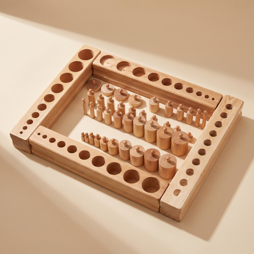 Einsatzzylinder-Blöcke von Spielsinne aus Holz mit Knopfzylindern zum Einsetzen
